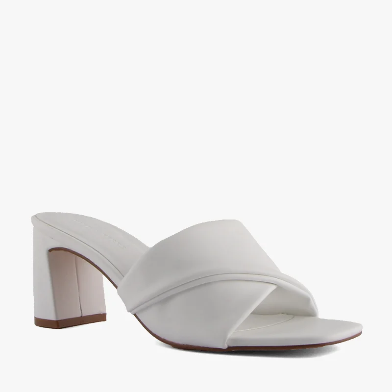 Shock - Absorbing Women's Sandals with a Soft Insole in Black for Active LifestylesANISTON WHITE Shock - Absorbing Women's Sandals with a Soft Insole in Black for Active LifestylesANISTON WHITE