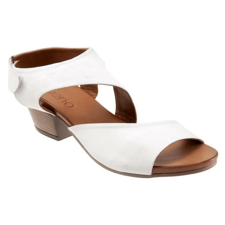 Shock - Absorbing Women's Sandals with a Soft Insole in Black for Active LifestylesBueno Lizzie - White Shock - Absorbing Women's Sandals with a Soft Insole in Black for Active LifestylesBueno Lizzie - White