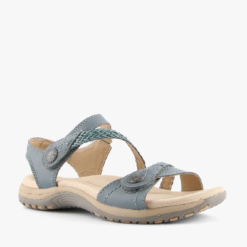 Women's Flat Slide Sandals with a Memory Foam Insole in White for All - Day ComfortCROP 2 BLUE Women's Flat Slide Sandals with a Memory Foam Insole in White for All - Day ComfortCROP 2 BLUE